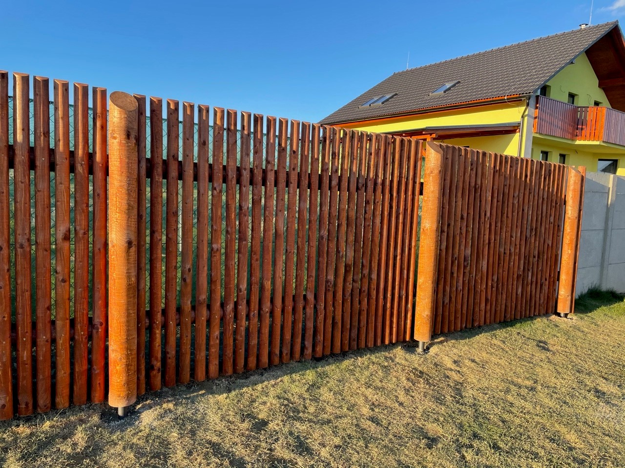 Obrázek 1 / Dřevěné ploty - strojně frézované   - realizace Zahořany 12-2020