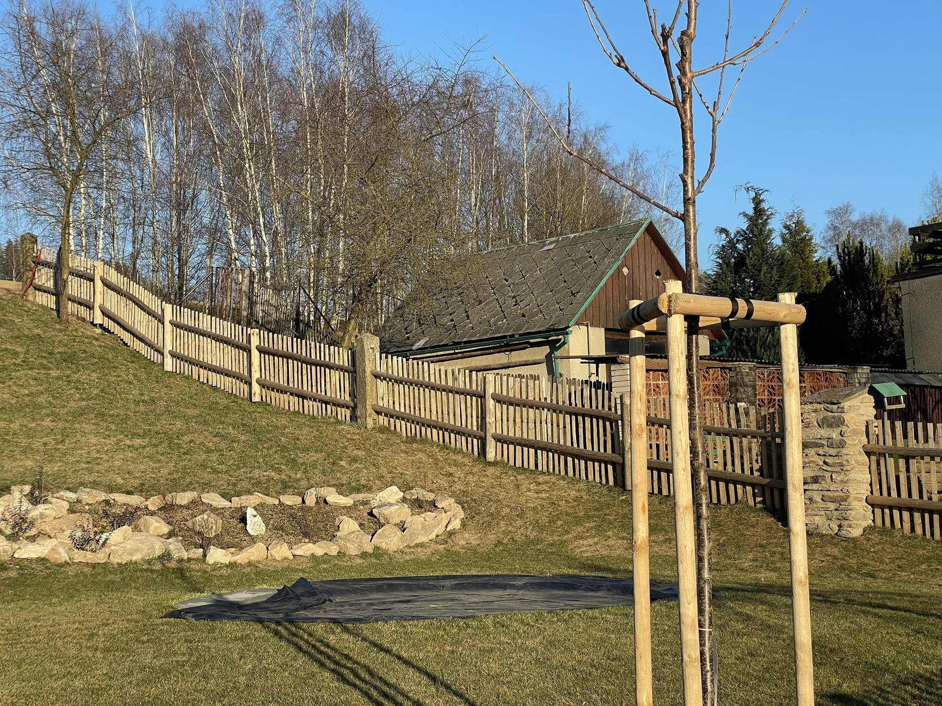 Dřevěný plot  - realizace R107-2019