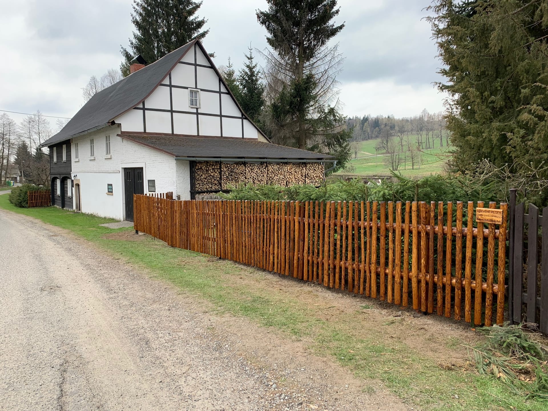 Dřevěný plot  - realizace S151-2019