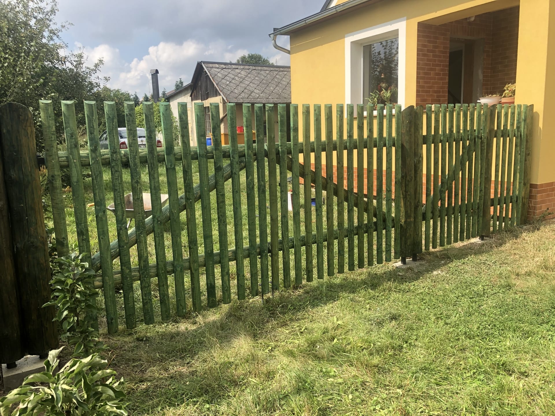 Dřevěný plot  - realizace F151-2020