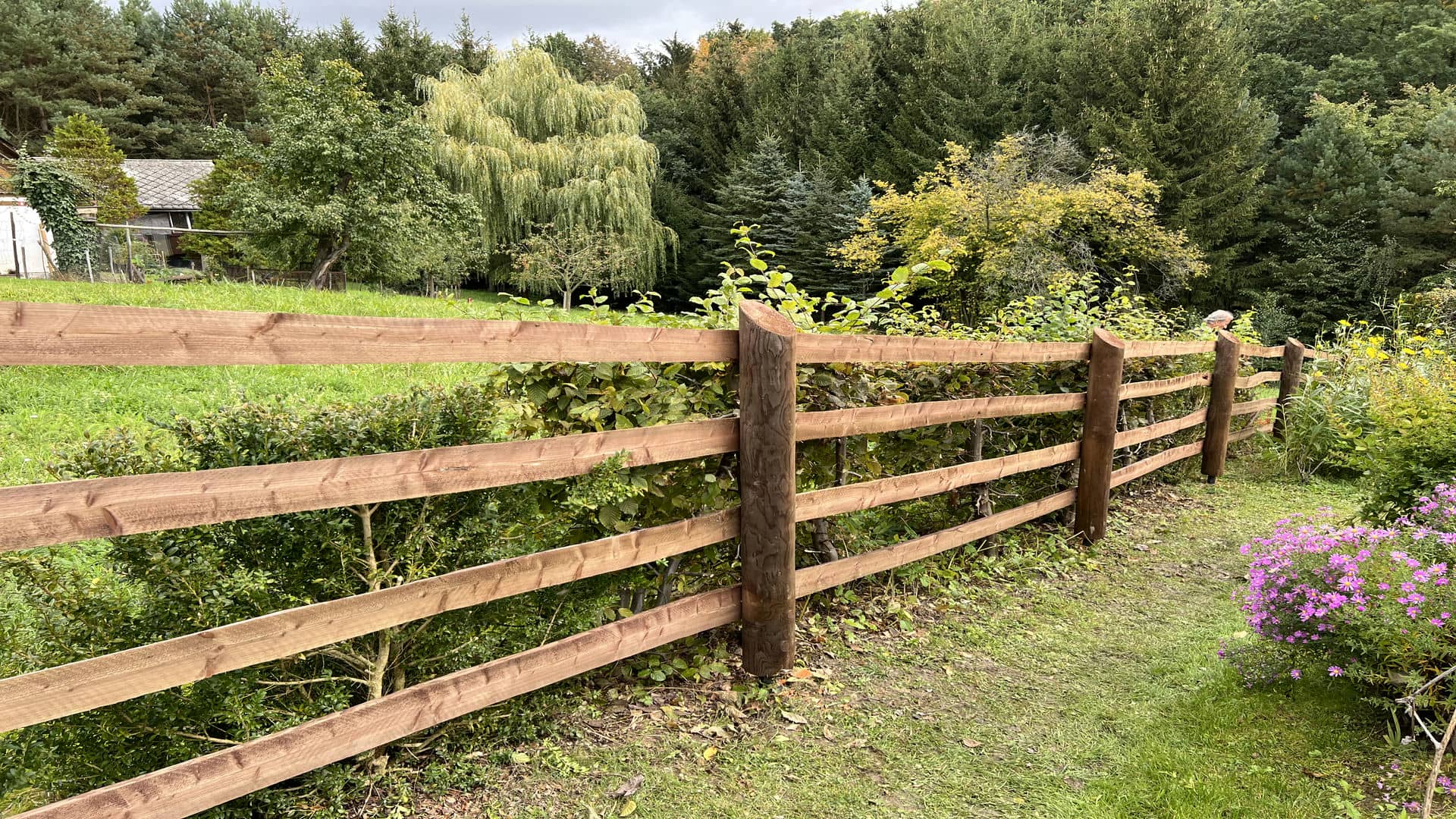 Dřevěný plot  - realizace OHS 141-2022