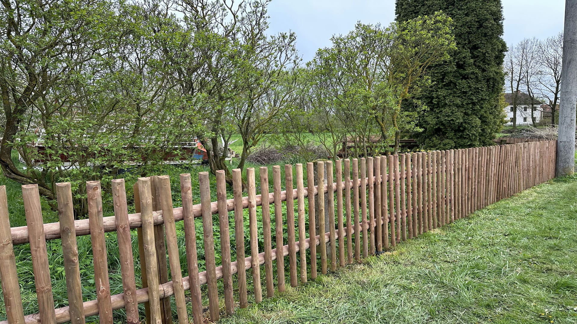 Dřevěný plot  - realizace F 306-2022